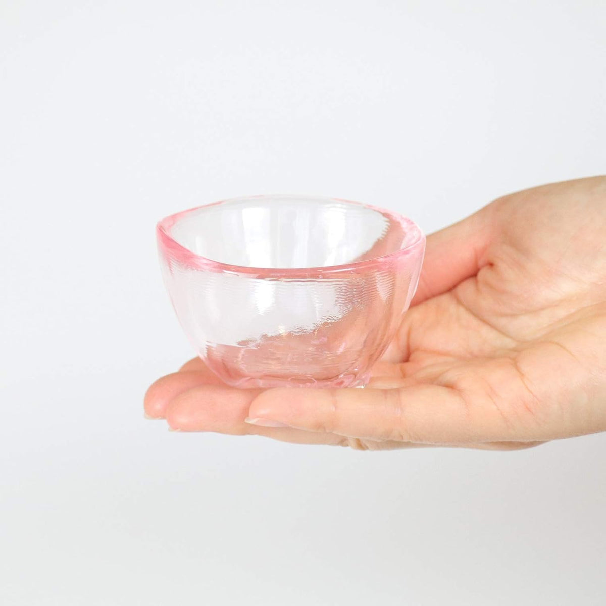 ADERIA Edo Glass Daruma Pink Sake Cup 70 ml