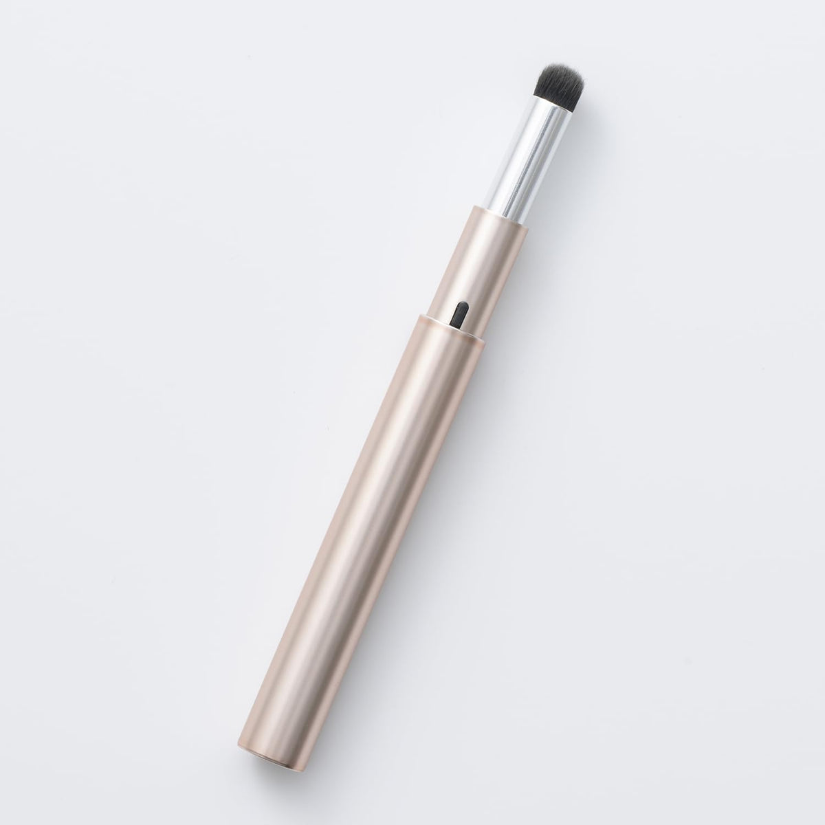 KAI Mini Maru Round Lip Brush KQ2206, Kumano Brush Slide-Cap Portable Lip Brush for a Soft Tapped Finish