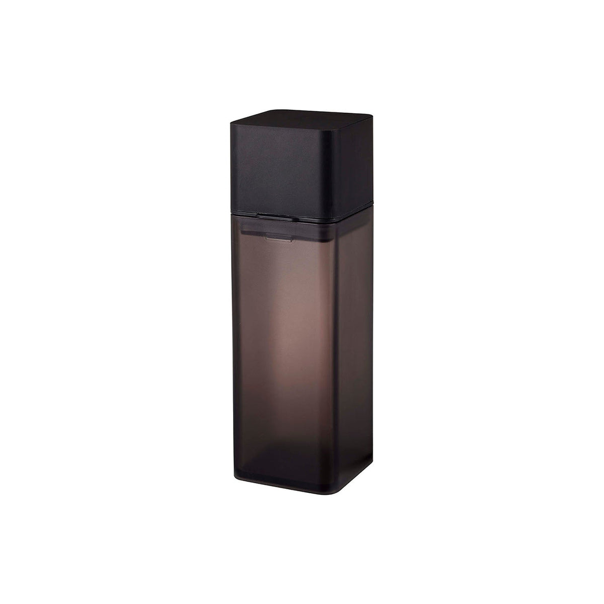 Yamazaki Tower Refillable Seasoning Bottle 250 mL, Slim 250 mL Seasoning Bottle That Looks Good in the Kitchen and on the Table, Cap Keeps It From Spilling if Tipped, Nozzle Drips Little, Heat Safe to 90 C, 5.5 x 5.7 x 17.2 cm and 140 g, White or Black