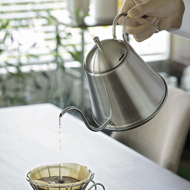 GraSUS Drip Pot ITTEKI Stainless Handle, Stainless 0.7 L Drip Pot ITTEKI With a 6 mm Spout for Dripping Drop by Drop or a Thin Thread, Matte Finish, Gas and Induction, Dishwasher Safe, Made in Japan, 28 x 14 x 16 cm and 370 g, Stainless