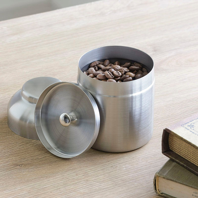 GraSUS Coffee Canister, Stainless Coffee Canister That Blocks Light and Seals Tightly to Keep Coffee Fresh, Smooth Lid Seam Is Easy to Clean, Holds 100 g of Beans or Grounds, Dishwasher Safe, Made in Japan, 7.9 x 7.9 x 11.4 cm and 165 g, Stainless