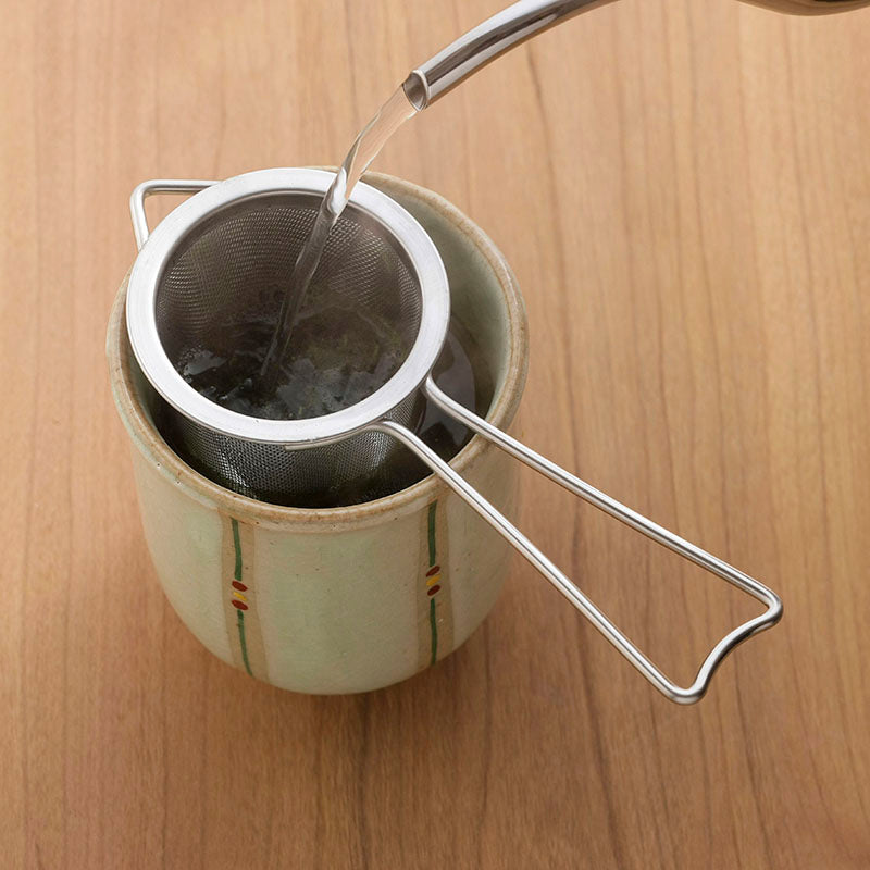 GraSUS Mug Bottle Tea Strainer, Slim Stainless Tea Strainer That Sets Into a Small-Mouthed Mug Bottle and Lets You Steep to Your Strength, Skips the Teapot, 20 g, Dishwasher Safe, Made in Japan, 5.1 x 12.9 x 6.5 cm and 20 g, Stainless
