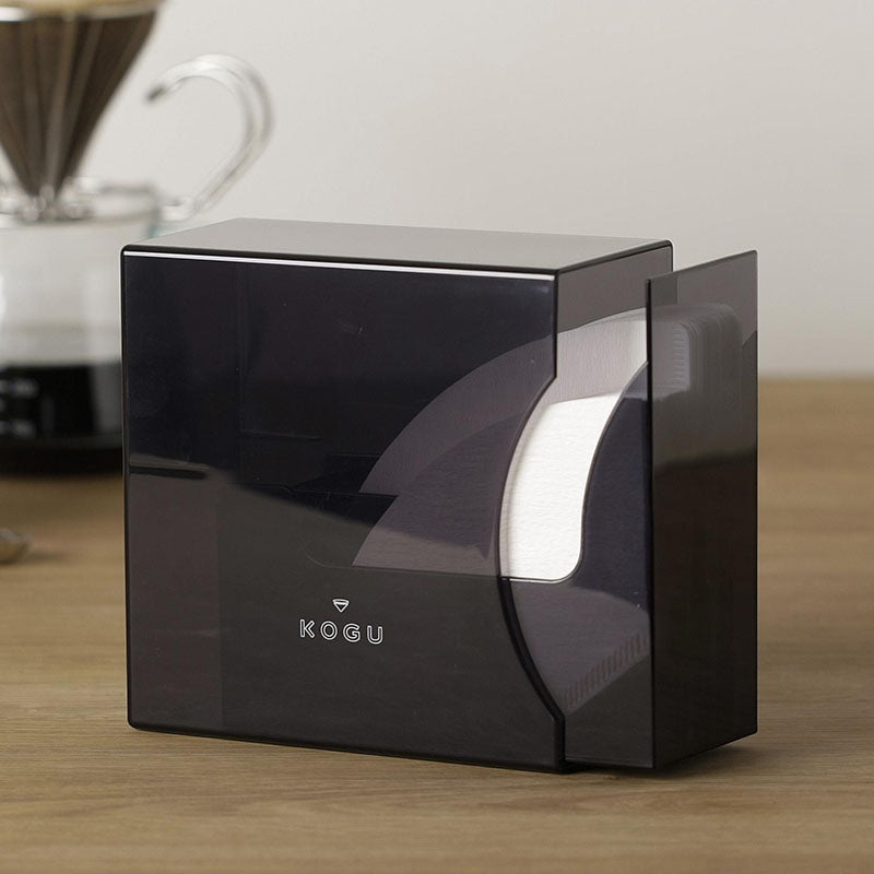 GraSUS Coffee Filter Case Black, Black Case That Guards Coffee Filters From Dust and Opens With One Hand, Movable Divider Holds About 120 Filters in Two Sizes, Made in Japan in Tsubame-Sanjo, 14.6 x 7.5 x 14.8 cm and 250 g, Black