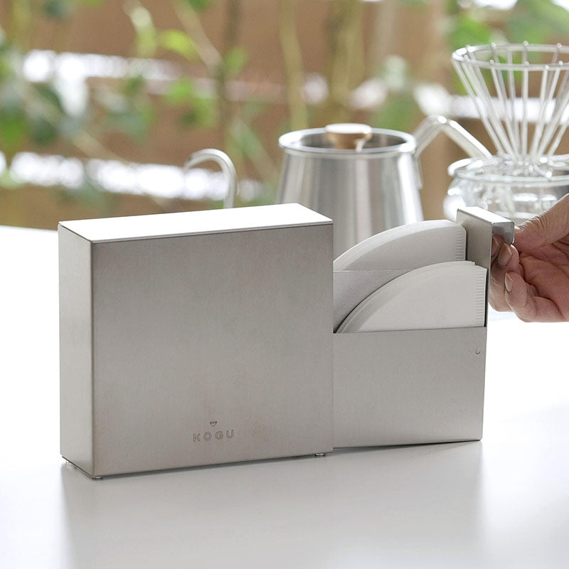 GraSUS Stainless Coffee Filter Case, Stainless Case That Guards Coffee Filters From Dust and Opens With One Hand, Divider Drawer Holds About 100 Filters in Two Sizes, Made in Japan in Tsubame-Sanjo, 15 x 5.6 x 14.2 cm and 815 g, Stainless