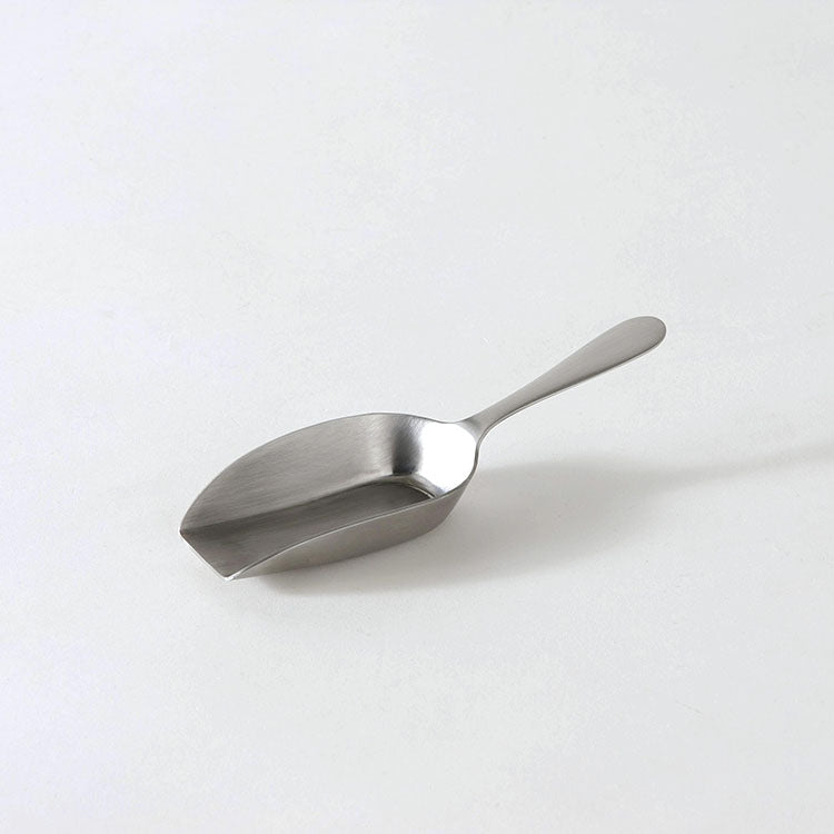 GraSUS Scoop Measure, Slim Stainless Scoop That Reaches Into Canisters and Coffee Mills and Scoops Beans, Flour or Sugar With a Flat Tip, Matte Seamless Finish, Dishwasher Safe, Made in Japan, 4.6 x 14.7 x 3.5 cm and 50 g, Stainless