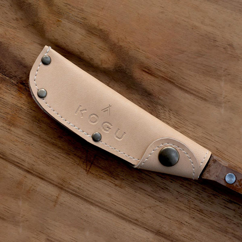 GraSUS Spatula Knife Cover, Button-Closure Cover for the Spatula Knife That Stops the Blade Slipping Out, 3.5 x 12 x 1.5 cm, 7 g, Made in Japan, 3.5 x 12 x 1.5 cm and 7 g, Tan