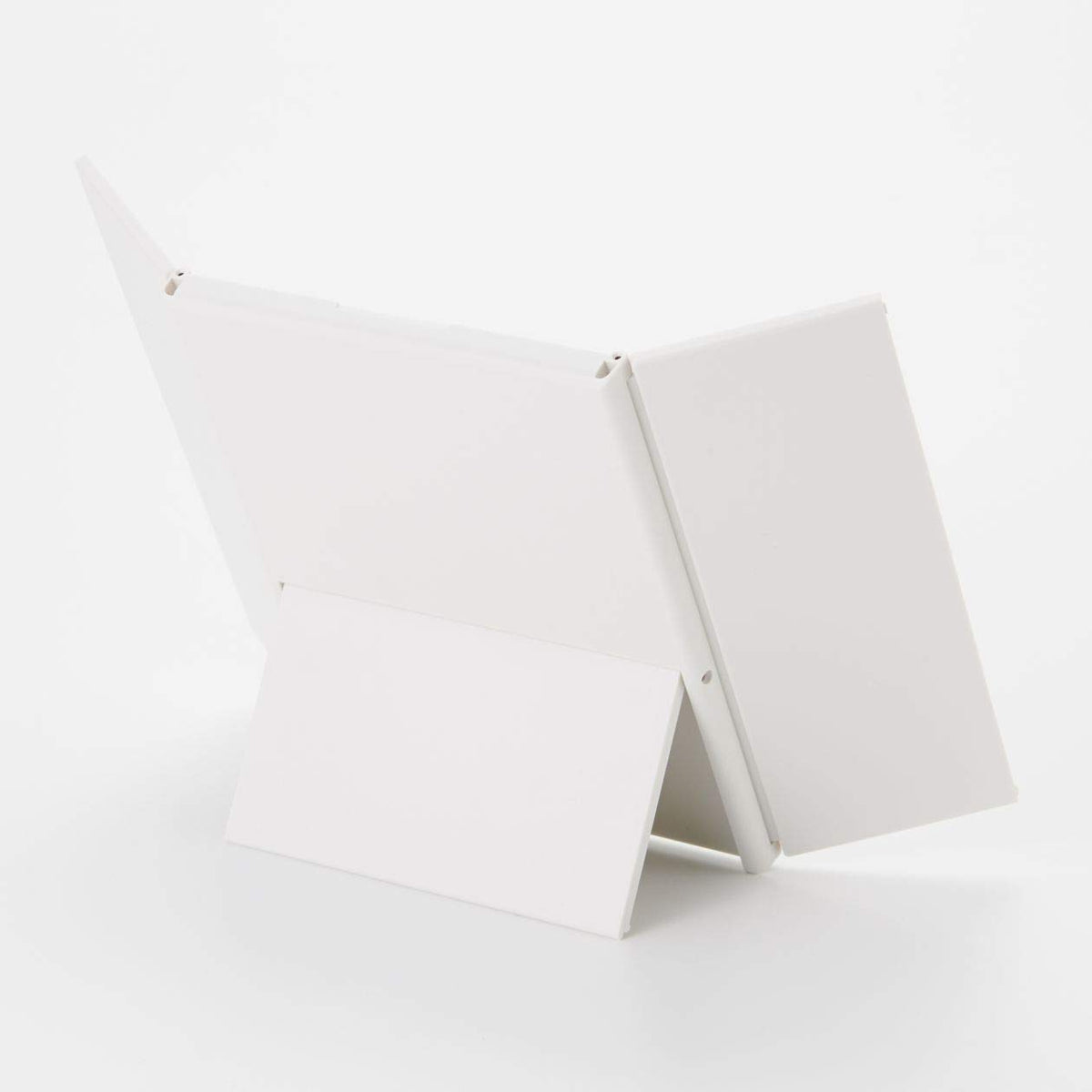 MUJI Polystyrene Folding Three-Panel Mirror, Compact Tabletop Makeup Mirror, 153 x 122 x 12 mm, Made in Japan