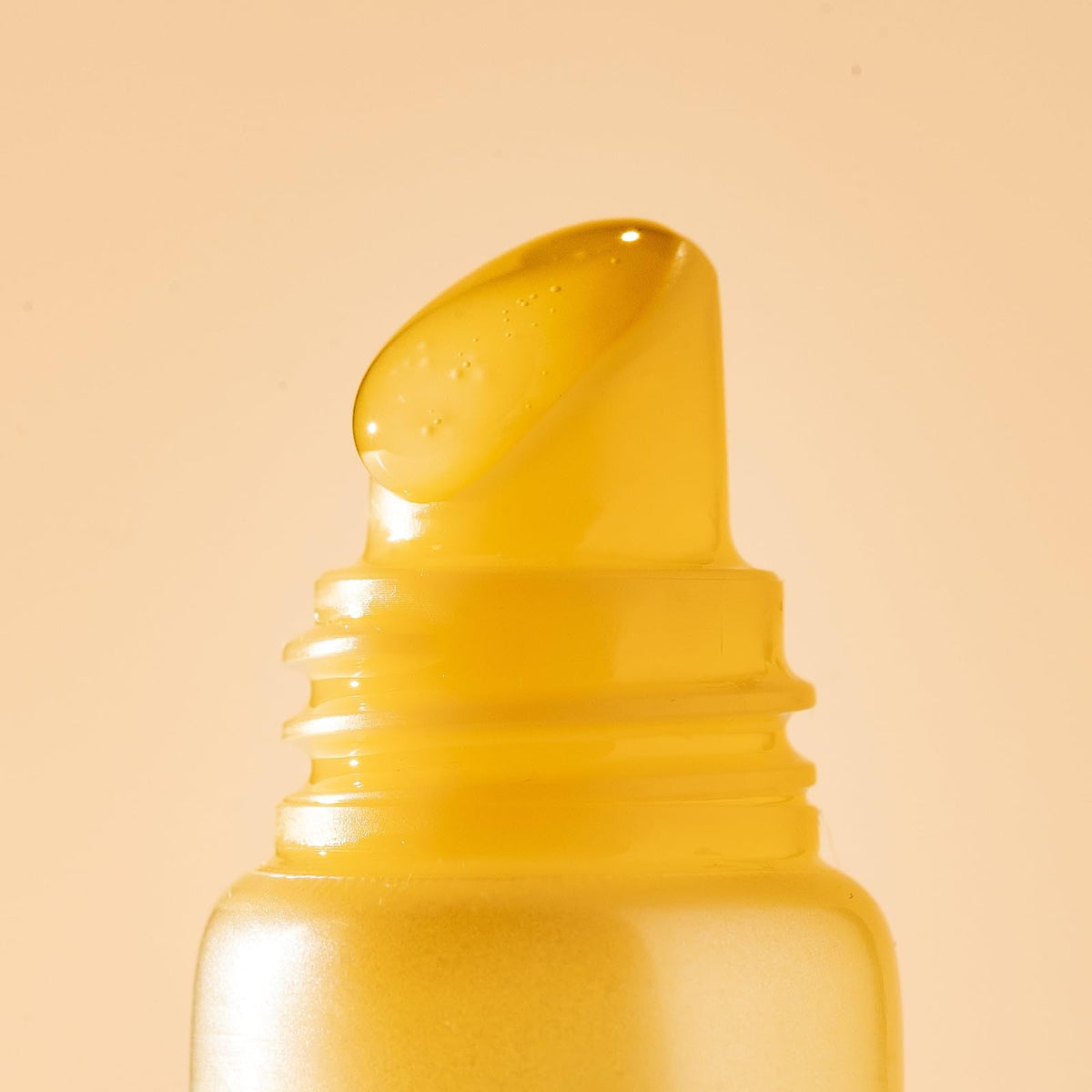 IPSA The Time R Lip Essence, Lip Serum with UV Protection, 10 g