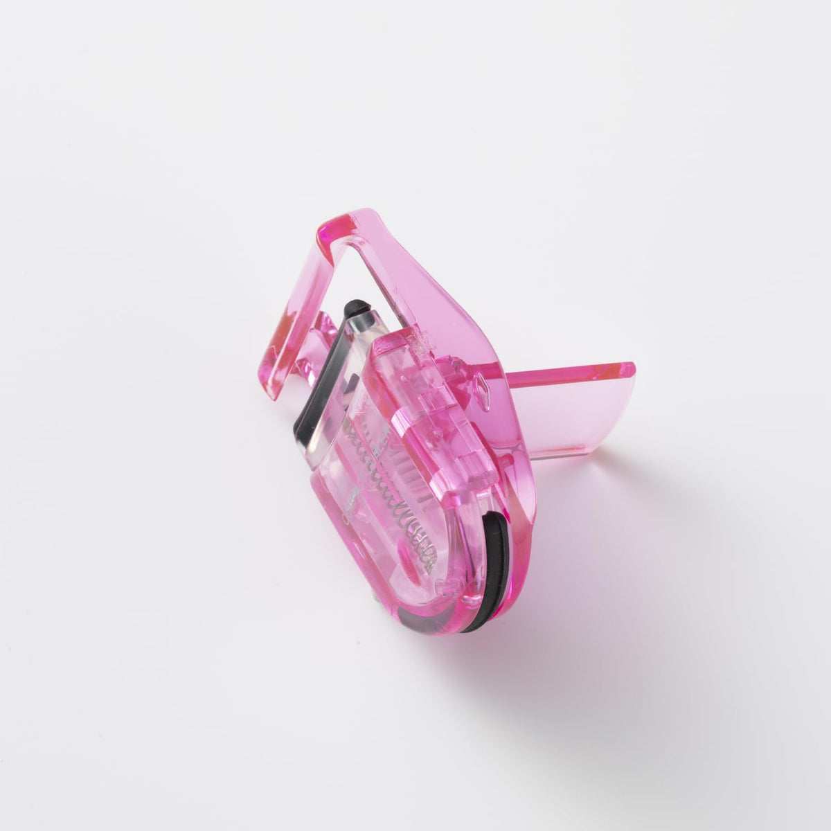 KAI Q.E.C Compact Eyelash Curler KQ097, Pink Pocket Lash Curler with Antibacterial Body and a Spare Silicone Pad