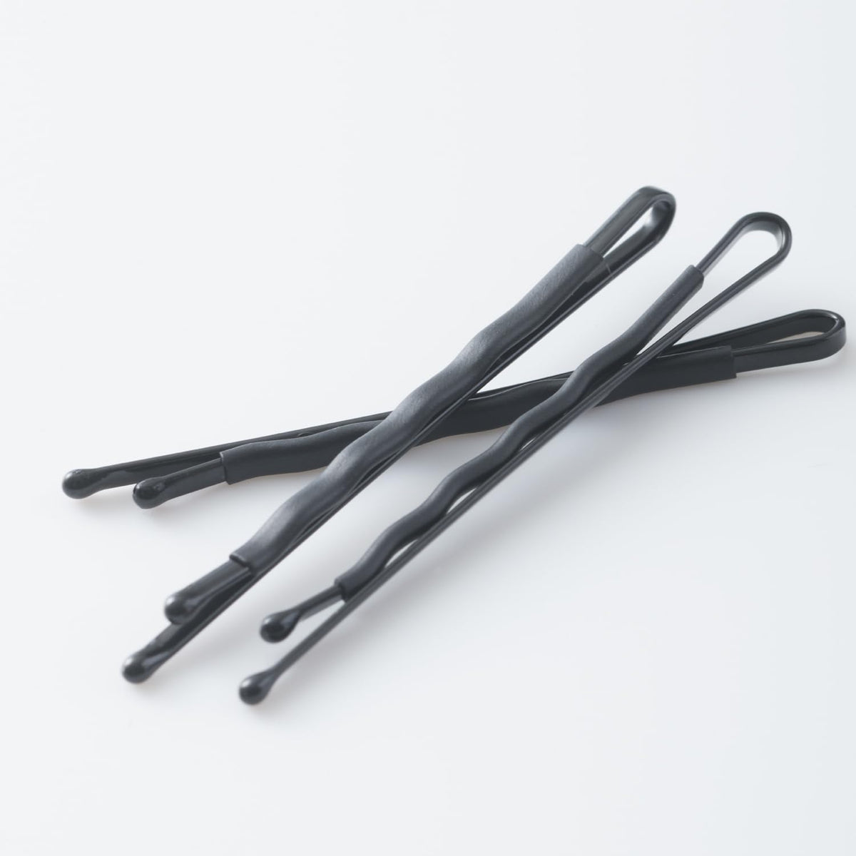 KAI Smart Cute Non-Slip Hair Pins, Black, Hair Pins with a Slip-Resistant Inner Material for a Lasting Hairstyle
