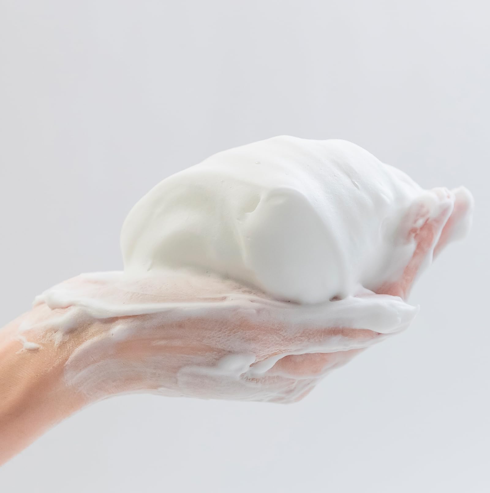 akyrise Moisturizing Herbal Facial Cleansing Soap — source image 8