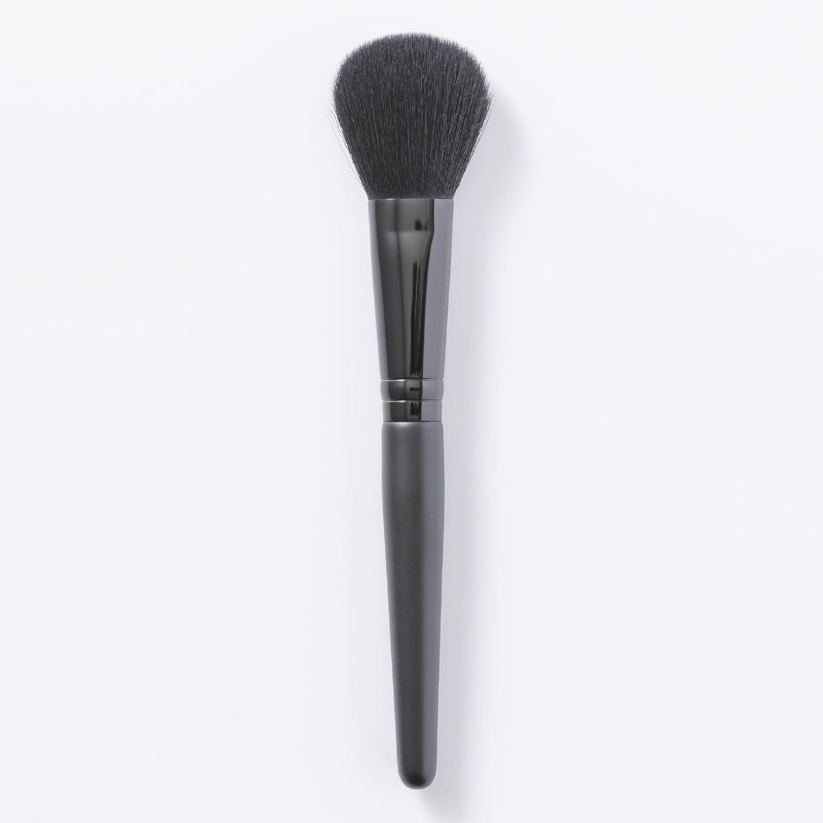 KAI Cosmeup Cheek Brush M HC-3731, Black
