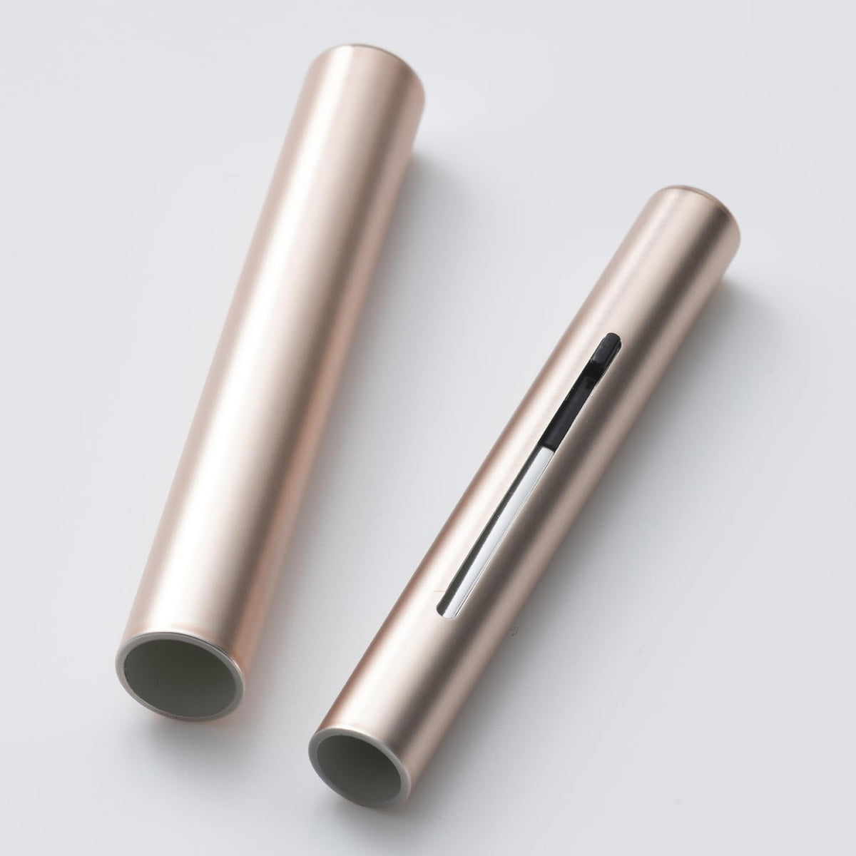 KAI Mini Maru Small Eyeshadow Brush KQ2211, Kumano Brush Slide-Cap Portable Brush for Lash Lines and Lower Lids, Badger Hair