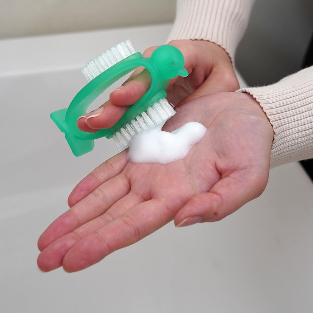 Azuma Nail Care Penguin Dual Brush, Green, Hand and Nail Washing Brush with Two Bristle Types