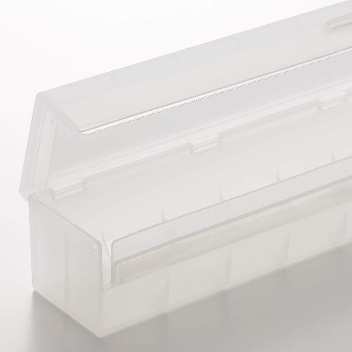 MUJI Polypropylene Wrap Case, Large for 25 to 30 cm Wide Wrap with Stainless Blade and Anti-Slip Parts, 31 x 5.5 x 5 cm, Translucent