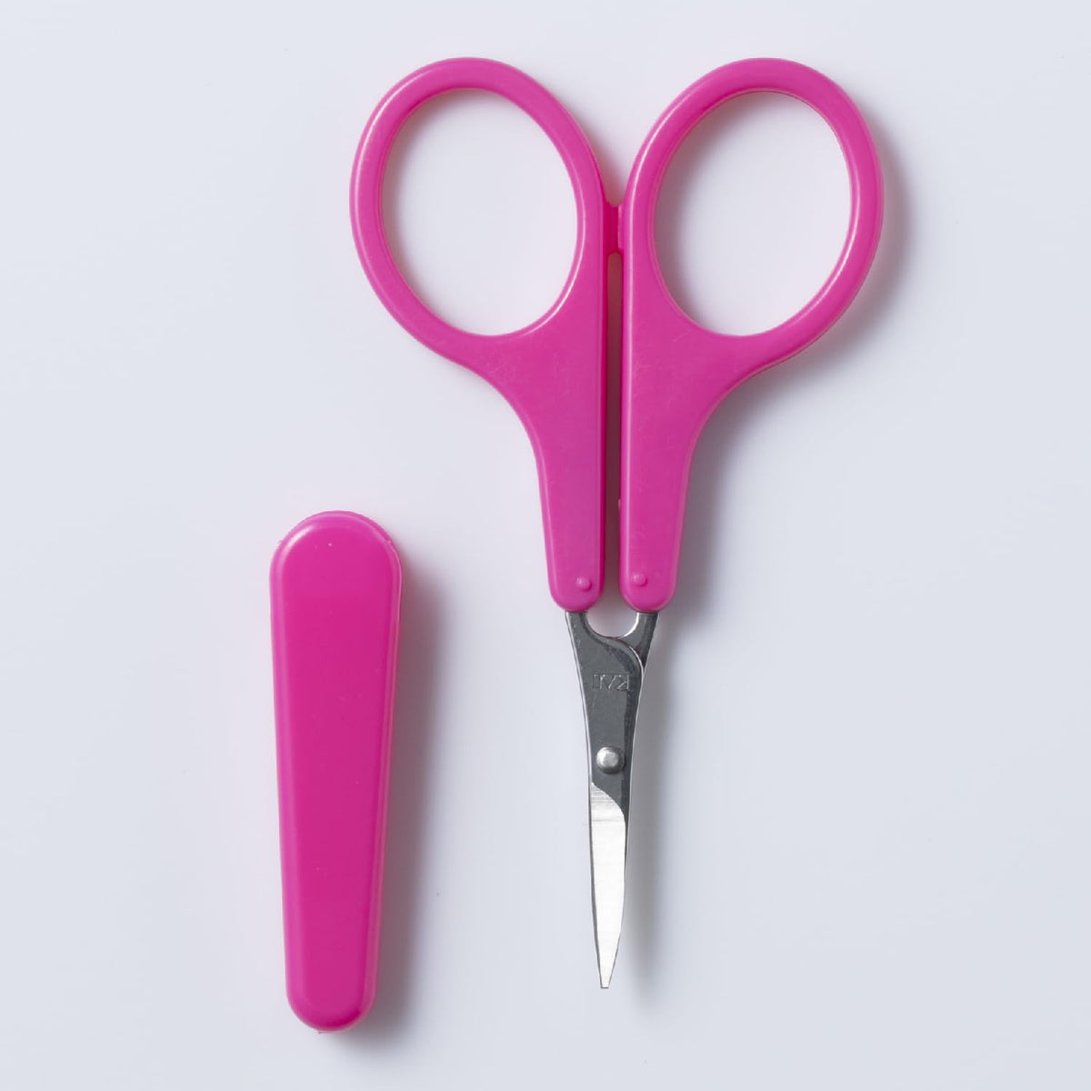 KAI Thin-Blade Stylish Eyebrow Scissors KQ3103 with Cap, Slim Curved Stainless Steel Blade for Brows and Unwanted Hair, Pink