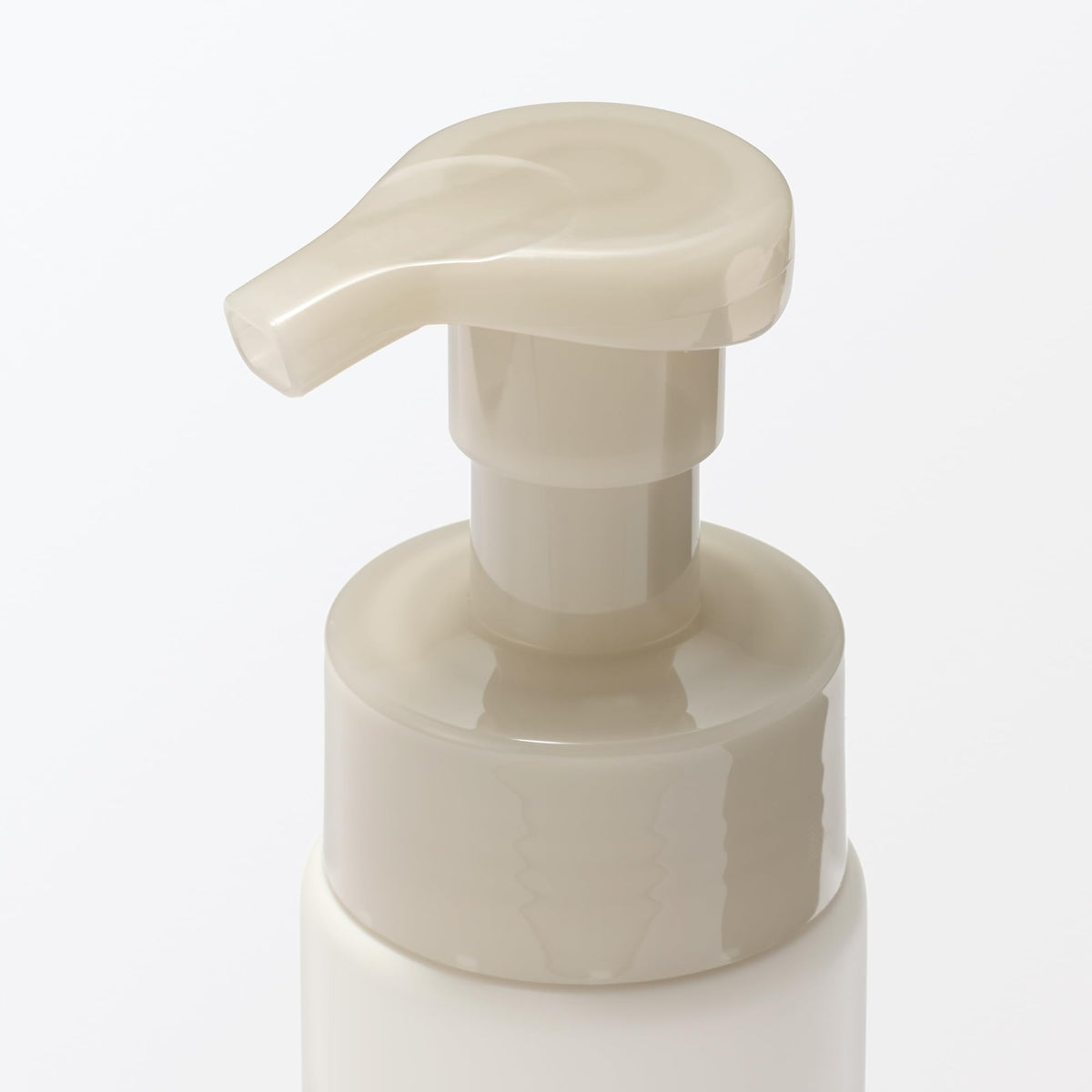 MUJI Medicated Foaming Facial Cleanser for Sensitive Skin, 200 mL, Pump Bottle