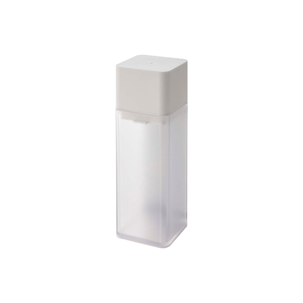 Yamazaki Tower Magnetic Seasoning Bottle 250 mL, 250 mL Seasoning Bottle That Sticks to a Steel Kitchen Panel by Magnet, Fine Nozzle Cuts Off Cleanly and Pours a Thin Stream, 5.5 x 5.7 x 17.2 cm and 200 g, White or Black