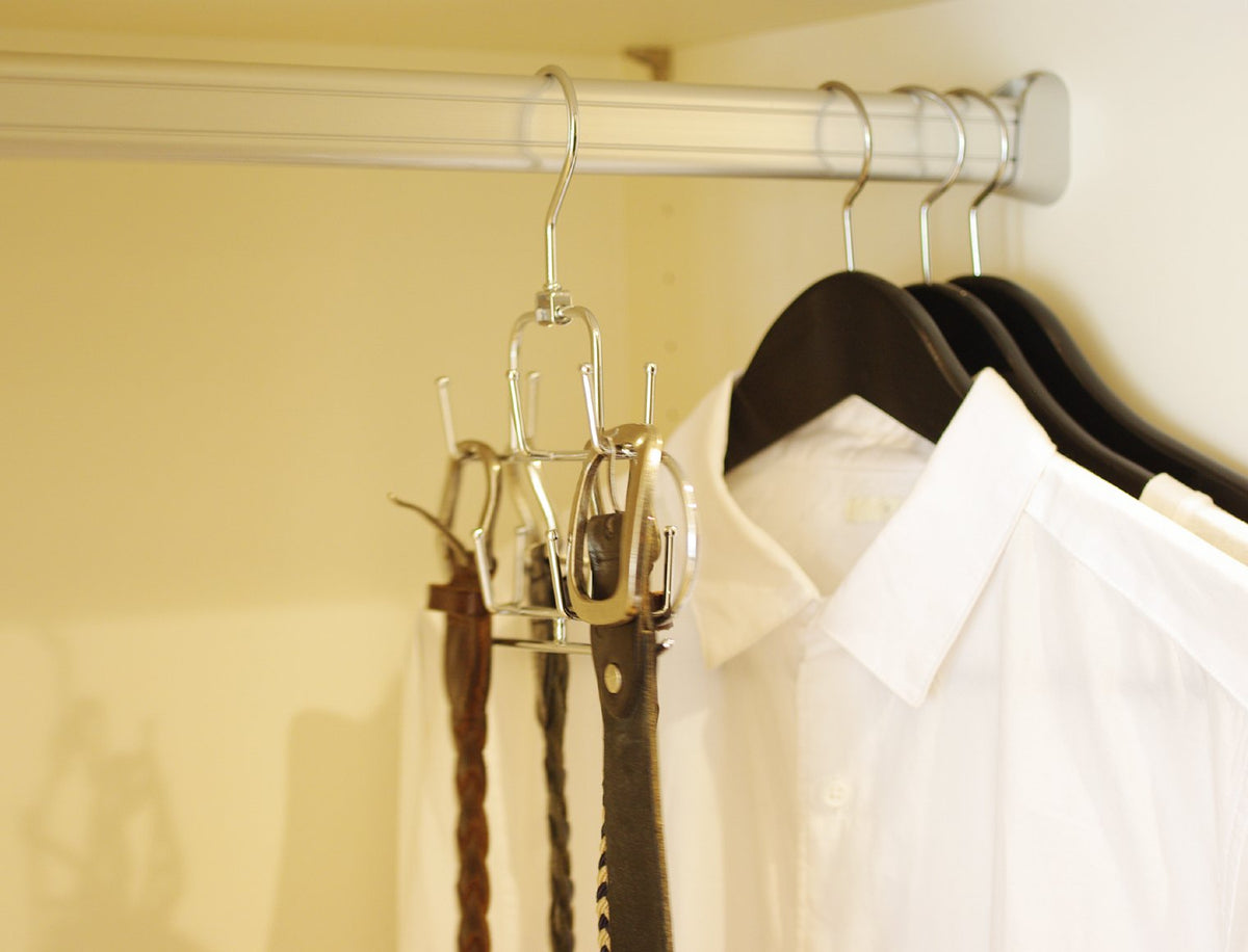 Sawafuji Animale Steel Belt Hanger W, Chrome-Look Closet Hanger for Belts and Small Items, 20.5 x 21.5 x 3.5 cm