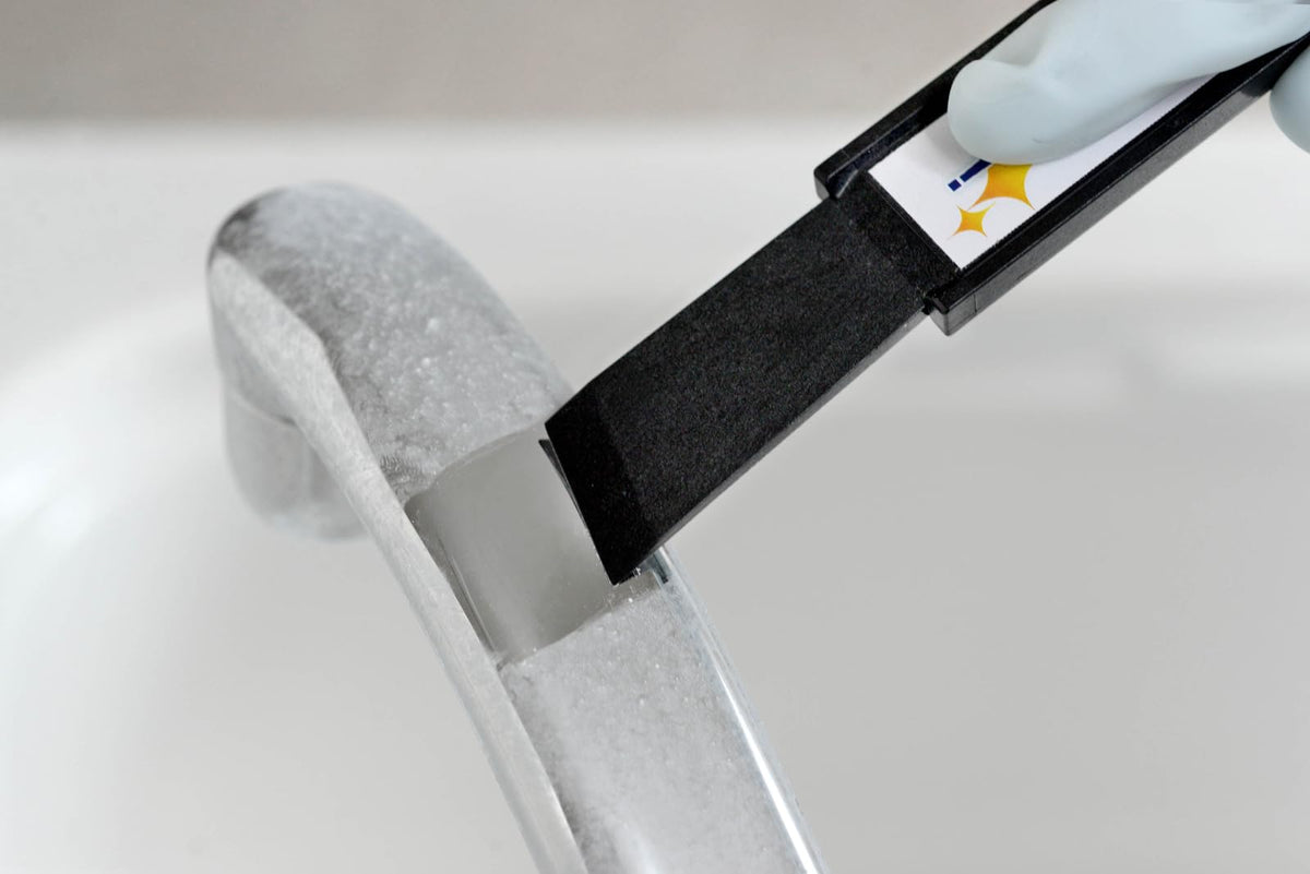 Arnest Scratch-Resistant Cleaning Scraper A-77299 for Burnt Grease, Limescale and Stickers, 15 cm, Made in Japan