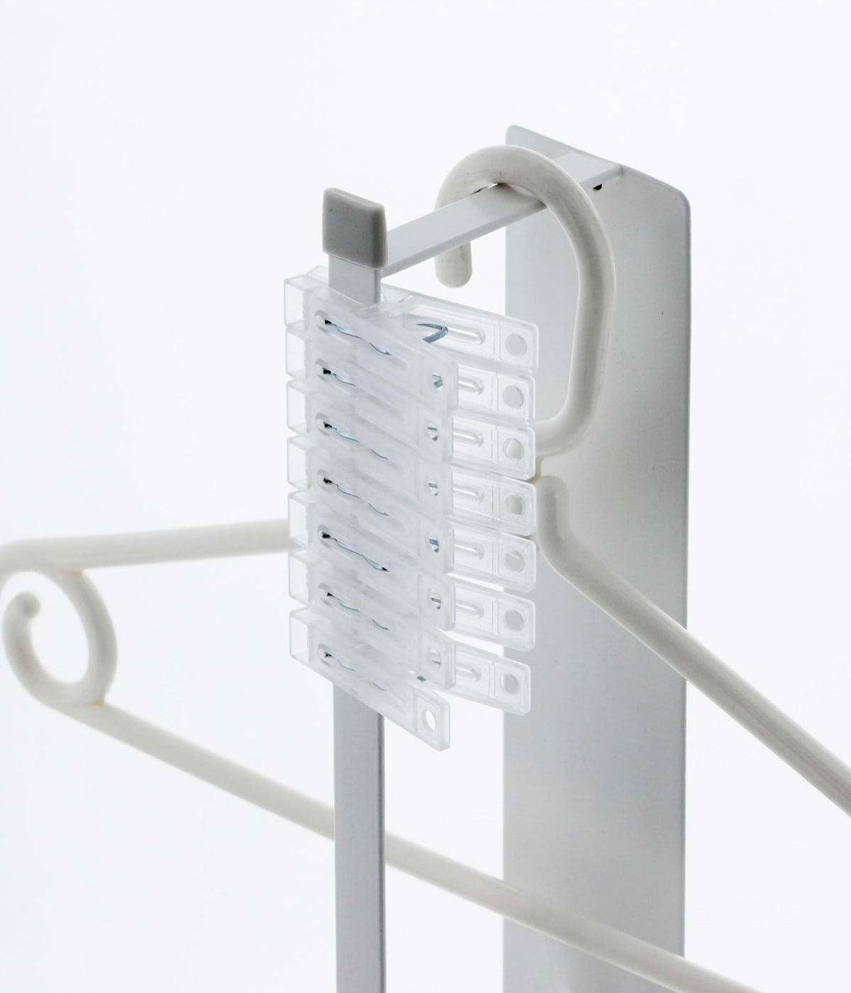 Yamazaki Plate Magnetic Laundry Hanger Rack, Slim Steel Rack for Hangers and Bath Cleaning Tools, 6 x 8.5 x 46 cm, White