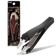 KAI Seki Magoroku One-Touch Slanted-Tip Tweezers HC3509 with Cap, Press-and-Pull Tweezers for Brows and Unwanted Hair
