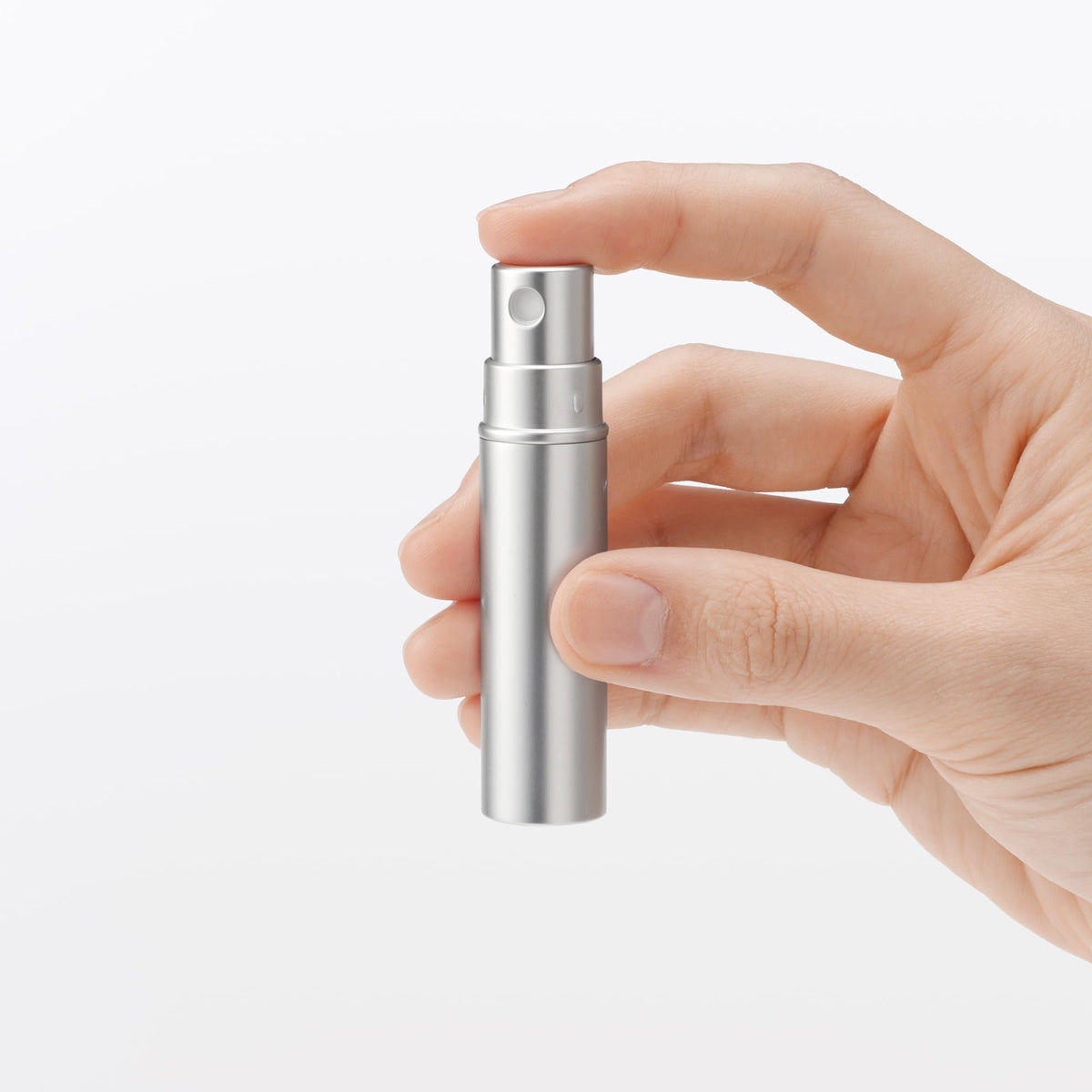 Muji Aluminium Atomiser, 4 mL Refillable Perfume Spray Bottle with Glass Bottle and Dropper, Silver