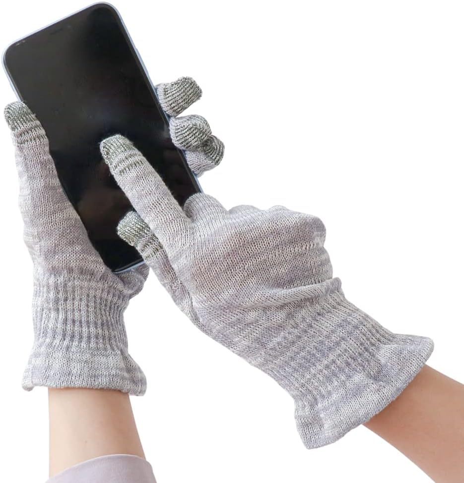 Kinuya 100% Silk Night Gloves with Touchscreen Fingertips, Moisturising Hand Care Gloves, Free size, Made in Japan