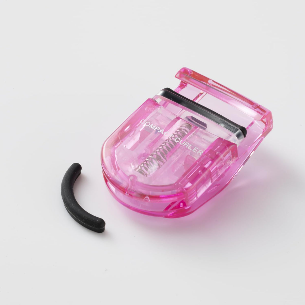 KAI Q.E.C Compact Eyelash Curler KQ097, Pink Pocket Lash Curler with Antibacterial Body and a Spare Silicone Pad