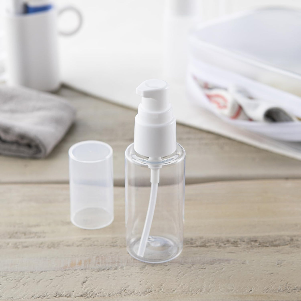 KAI YOUTIME Gel Pump Bottle 50 mL, Clear BPA-Free Travel Bottle with a Pump for Gels and Lotions