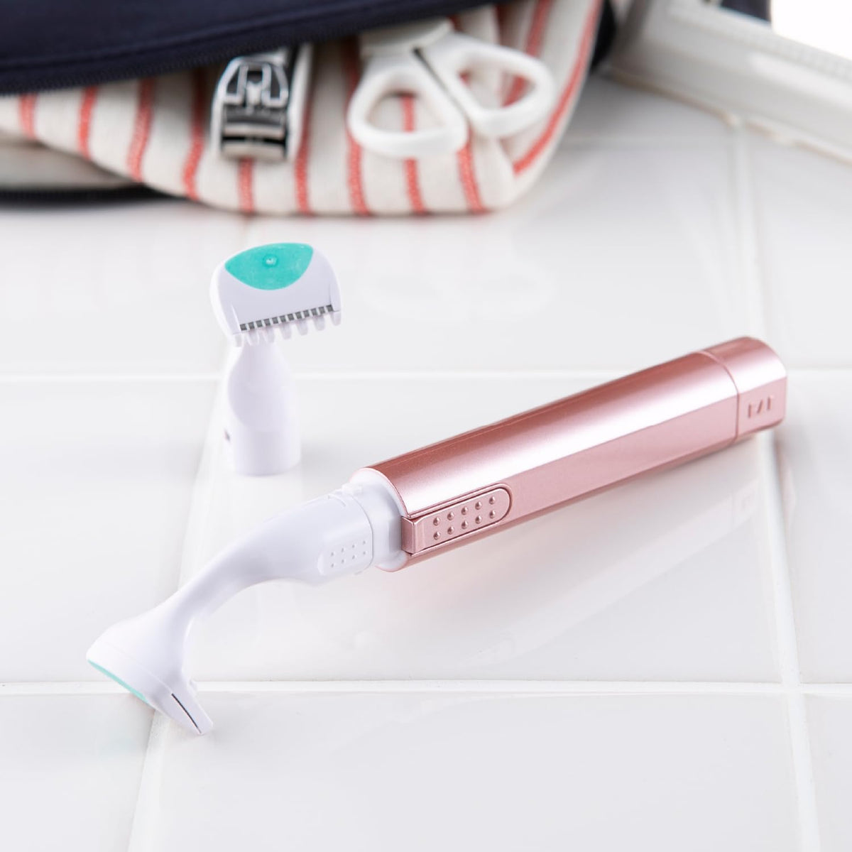 KAI Feminicare Sonic Vibration Razor for the Delicate Zone, Battery-Powered Film-Guarded Mini Blade with 2 Replacement Heads, Water-Washable