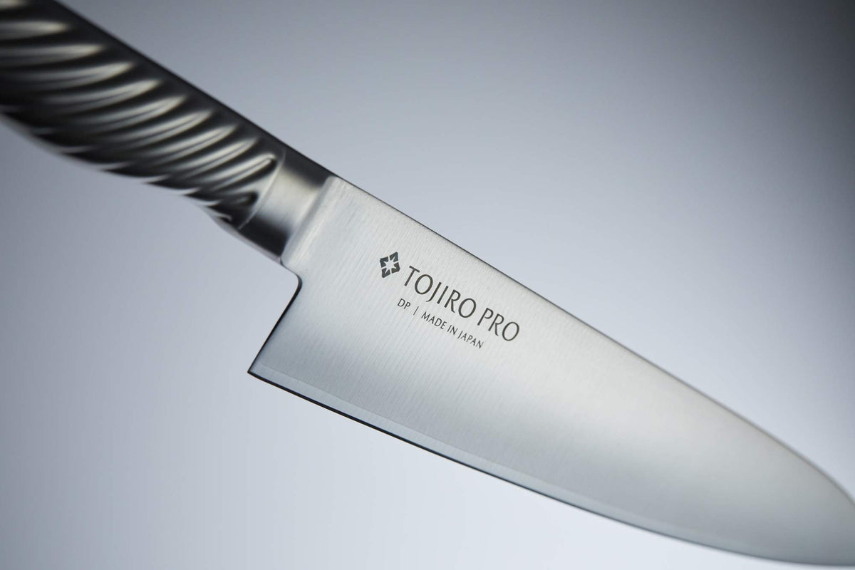 Tojiro Pro DP Cobalt Alloy 3-Layer Santoku Knife 170 mm, All-Stainless (F-895)