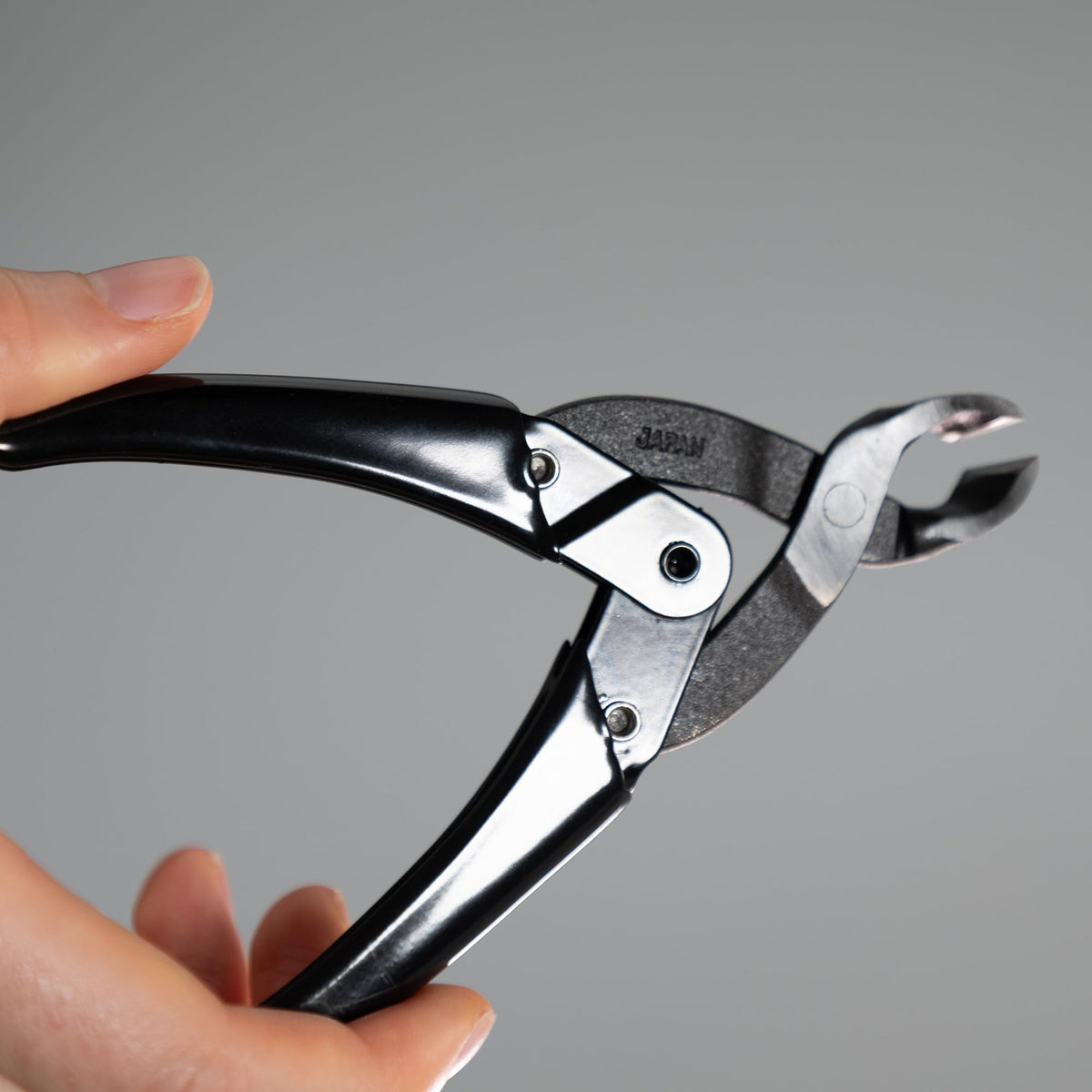 Lever-Action Nail Nipper for Thick Nails and Ingrown Nails, High-Carbon Steel S58C, Ergonomic Japanese Design with a Mini Nail File, Made in Japan