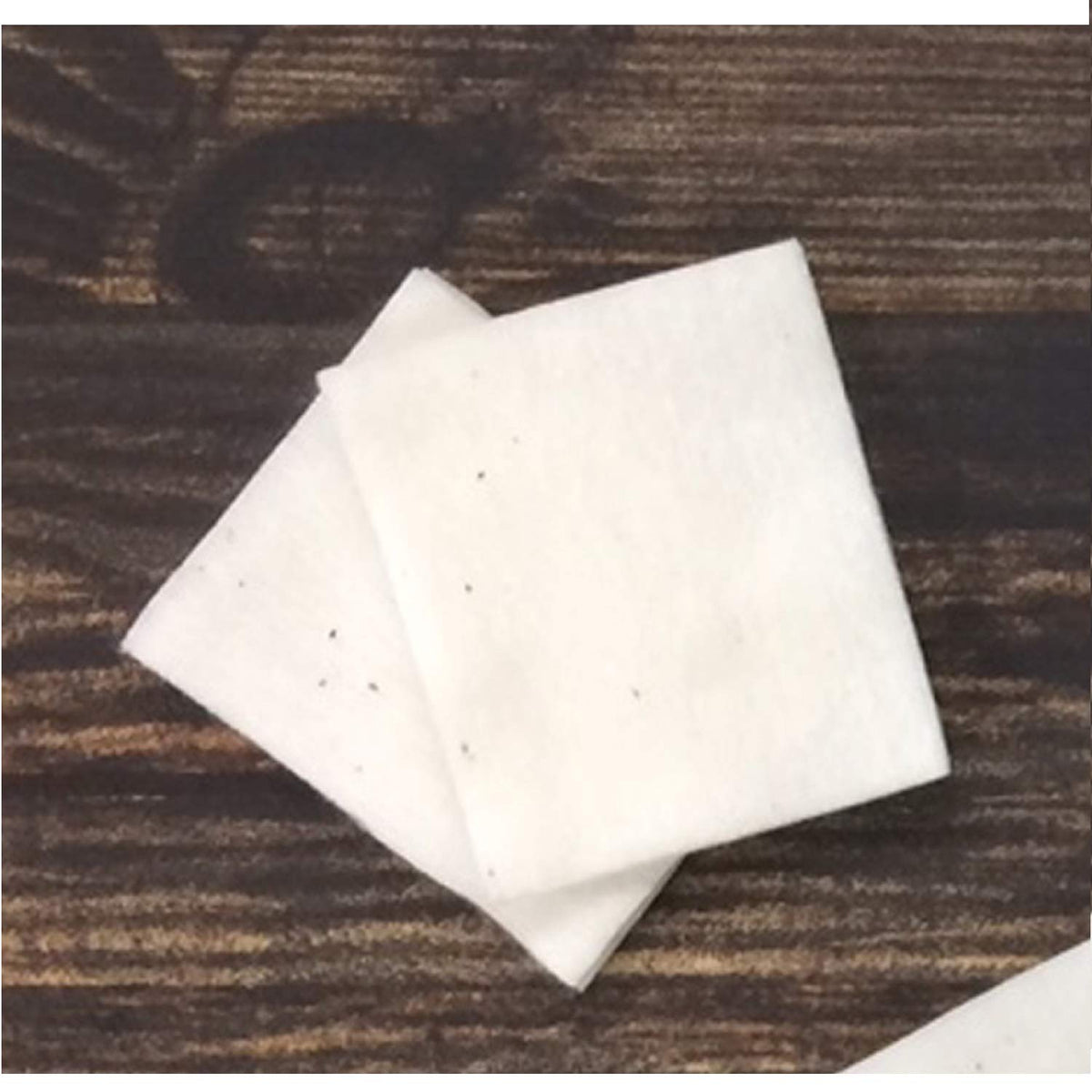 Cotton Labo Organic Cotton Puffs, 100% Unbleached Organic Cotton, Size M 200 Sheets, Also in Two-Pack and Size L 240 Sheets