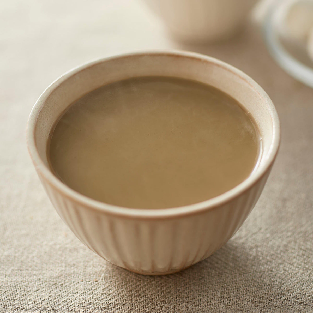 MUJI Cafe Menu Instant Hojicha Roasted Green Tea Latte Powdered Drink, 170 g Pouch for 10 Cups, One or Two Pouches, Hot or Iced