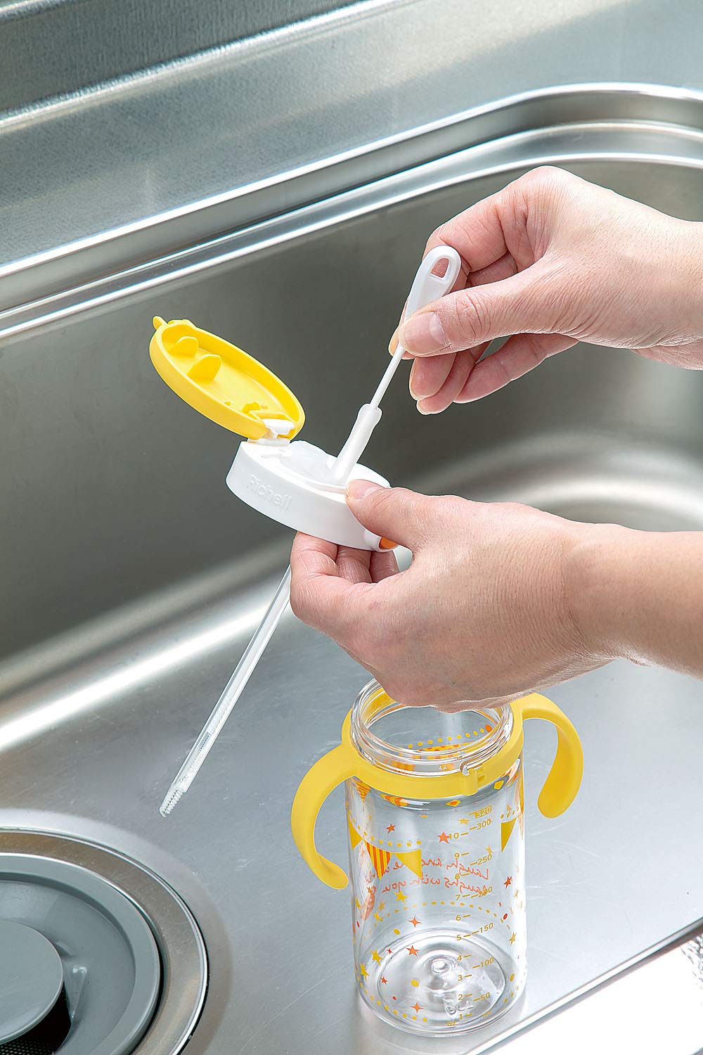 Mameita Bendable Straw-Cleaning Brush — 24.7-Centimeter Reach