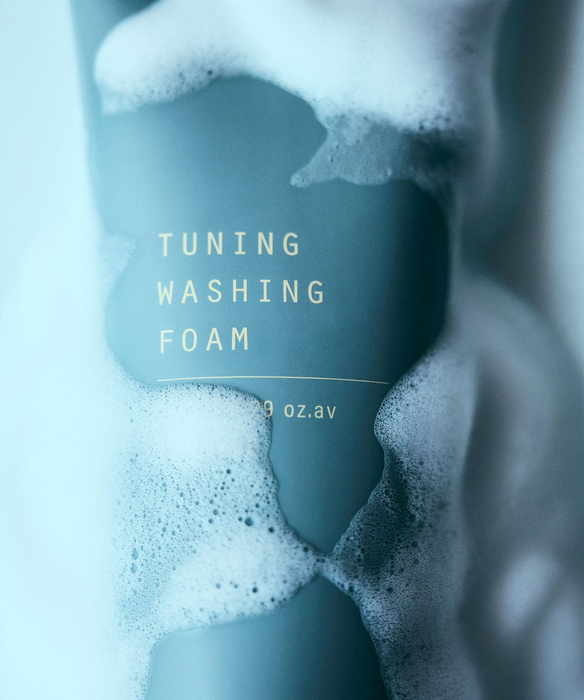OSAJI Tuning Washing Foam 150 g, Weakly Acidic Face Wash with a Dense Soft Lather and Aromatic Woody Scent