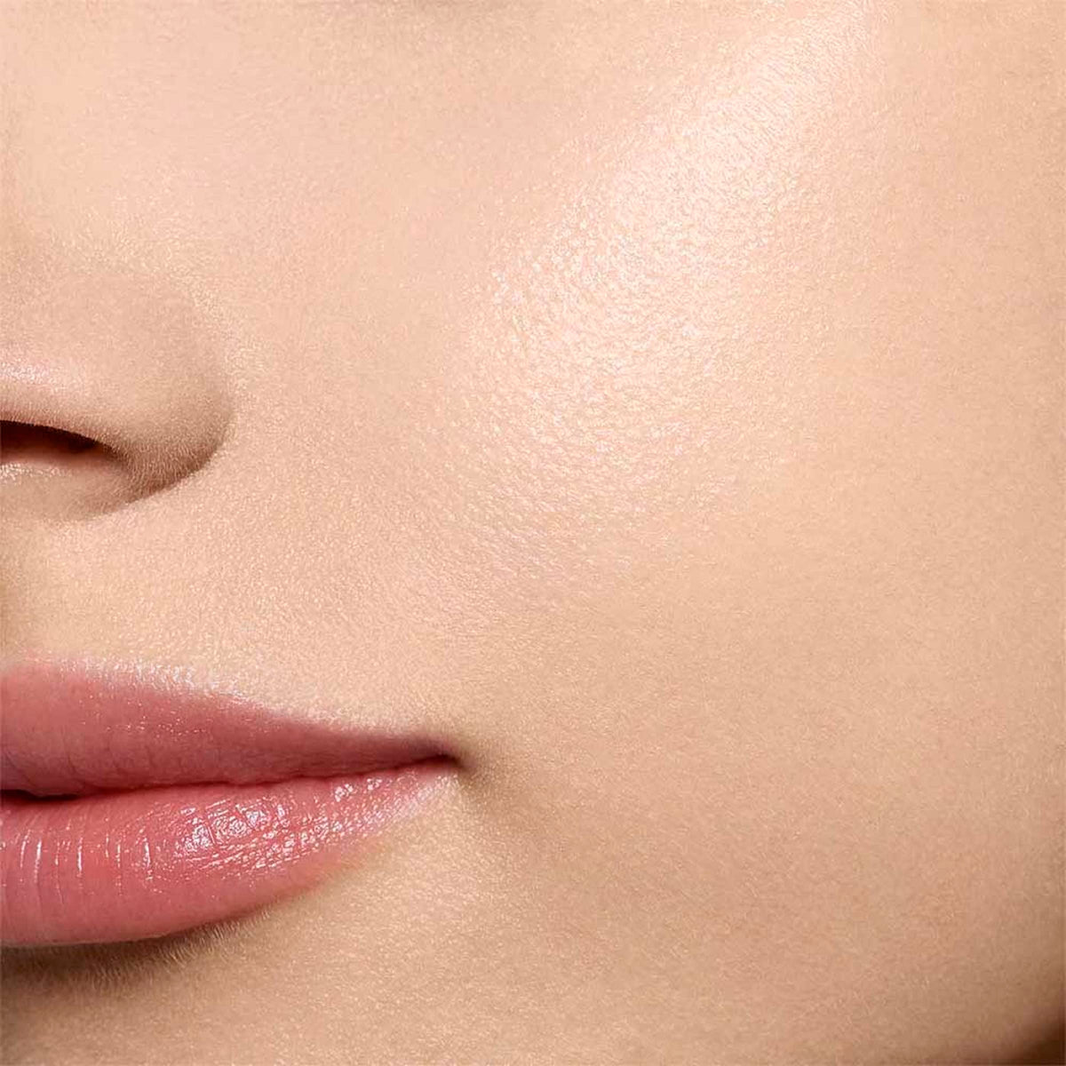 Clarins Fix Spray — Ultra‑Long‑Lasting Deep‑Hydrating‑Comfort Mist