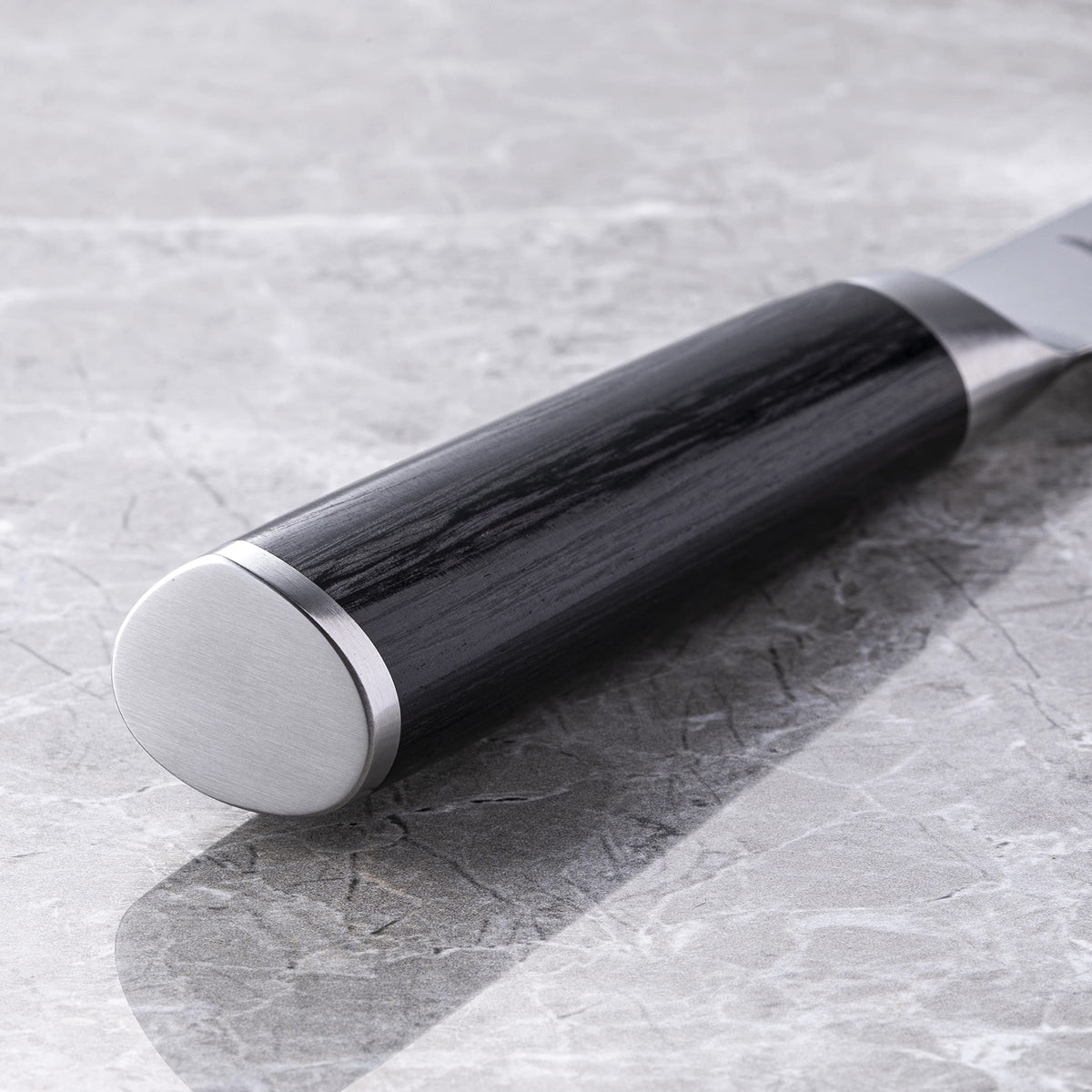KAI Shun Classic Santoku — 33-Layer Damascus Blade