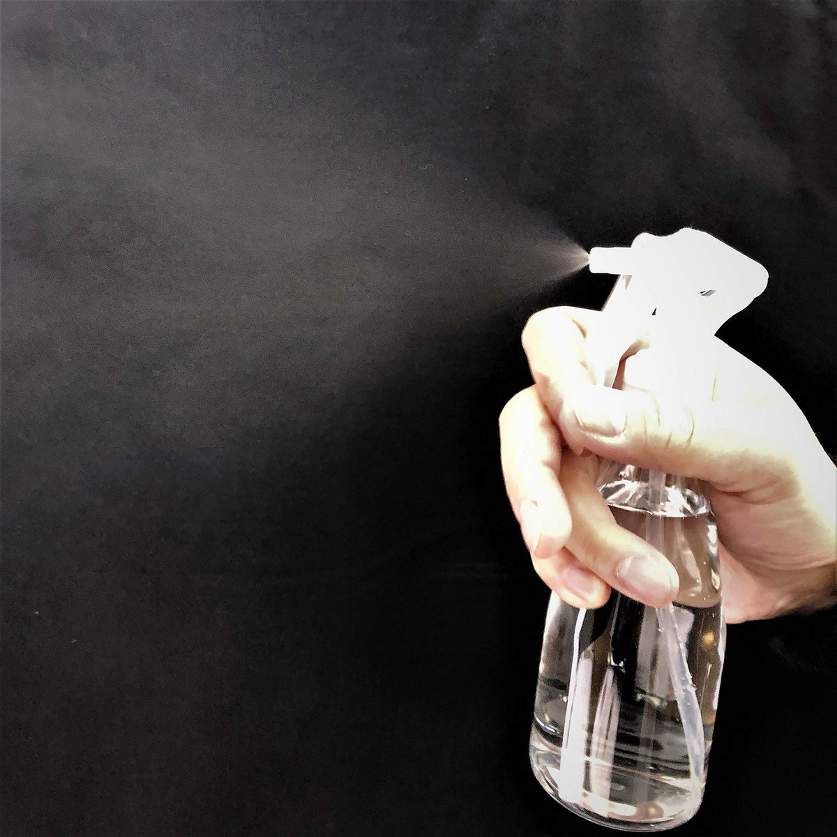 Bio Trigger Spray Bottles, Set of 10 Clear PET Empty Refill Bottles of 200 mL Each, Alcohol Compatible for Disinfectant, Cleaning, Plants and Hair