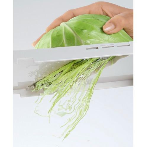 Arnest Triple-Speed Japanese Mandoline Slicer with Triple Wave Blades