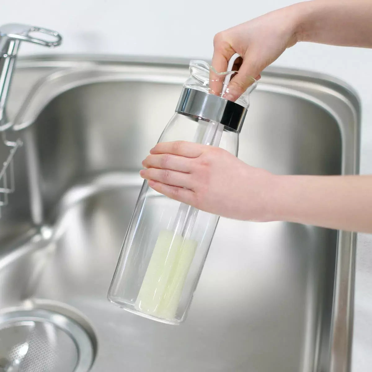 Long Reach Bottle & Jug Cleaning Sponge Brush