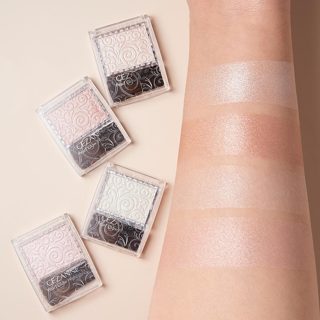 Cezanne Pearl Glow Highlighter with Brush – Radiant 2.4g