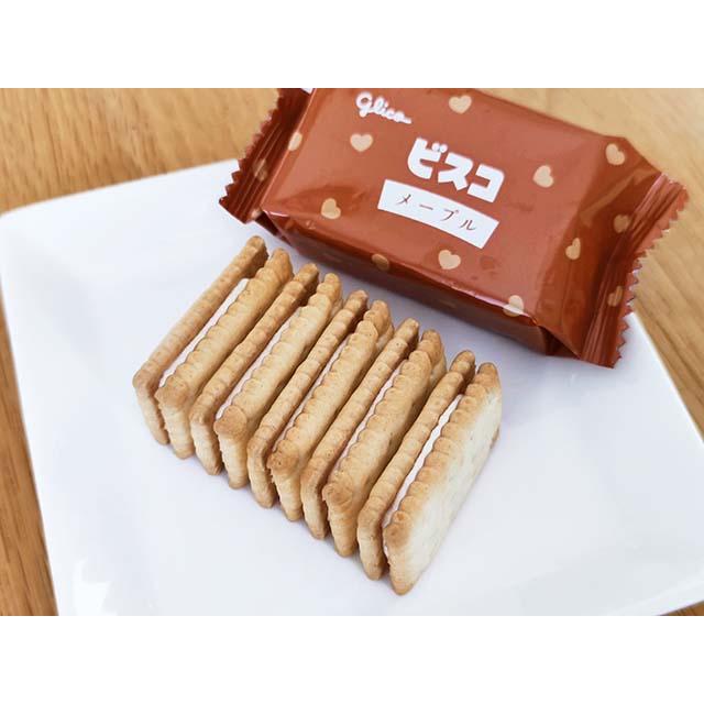 Glico Bisco Maple Syrup Cream Sandwich Cookies – 15 Pieces