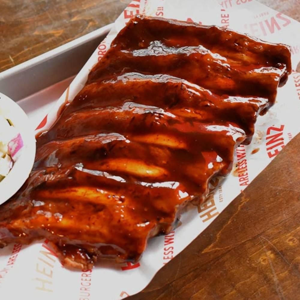 Heinz Classic Barbecue Sauce 590g – Sweet, Smoky Japanese BBQ Condiment