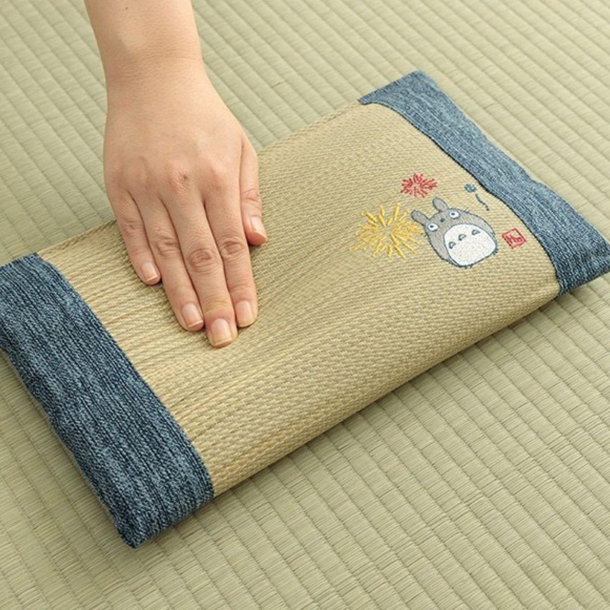 Ikehiko Igusa Tatami Mini Flat Pillow Totoro Design 20x30cm Breathable