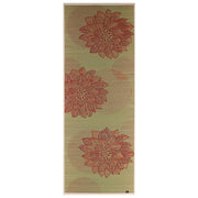 Ikehiko natural igusa tatami yoga mat with elegant lotus flower pattern and non-slip backing
