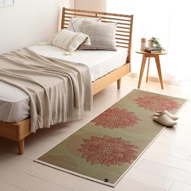 Ikehiko Igusa Tatami Yoga Mat with Lotus Flower Pattern – 185cm