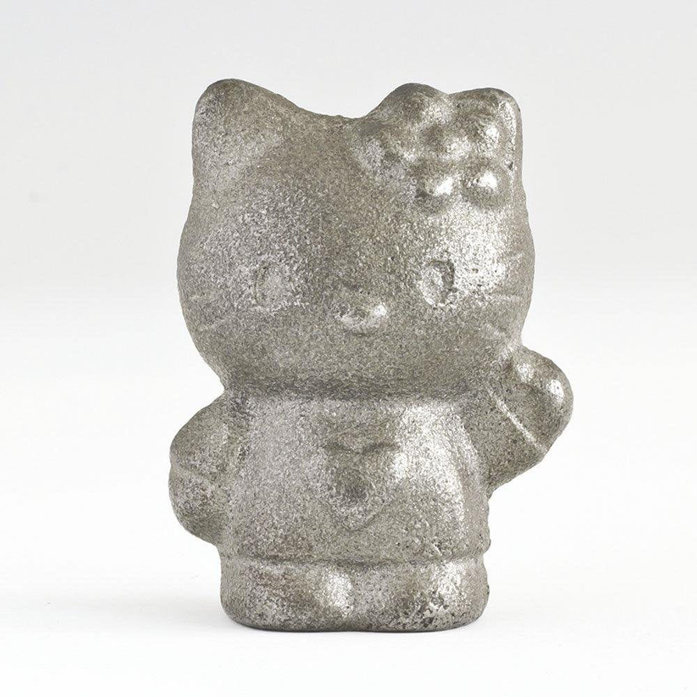 Ikenaga Hello Kitty Cast Iron Ball – Reusable Cooking Iron Supplement