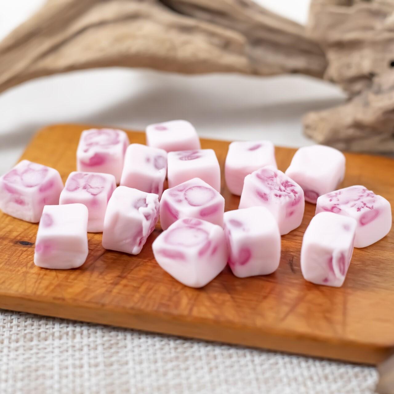 Kabaya Pureral Soft Airy Grape Gummies – Fluffy Japanese Candy